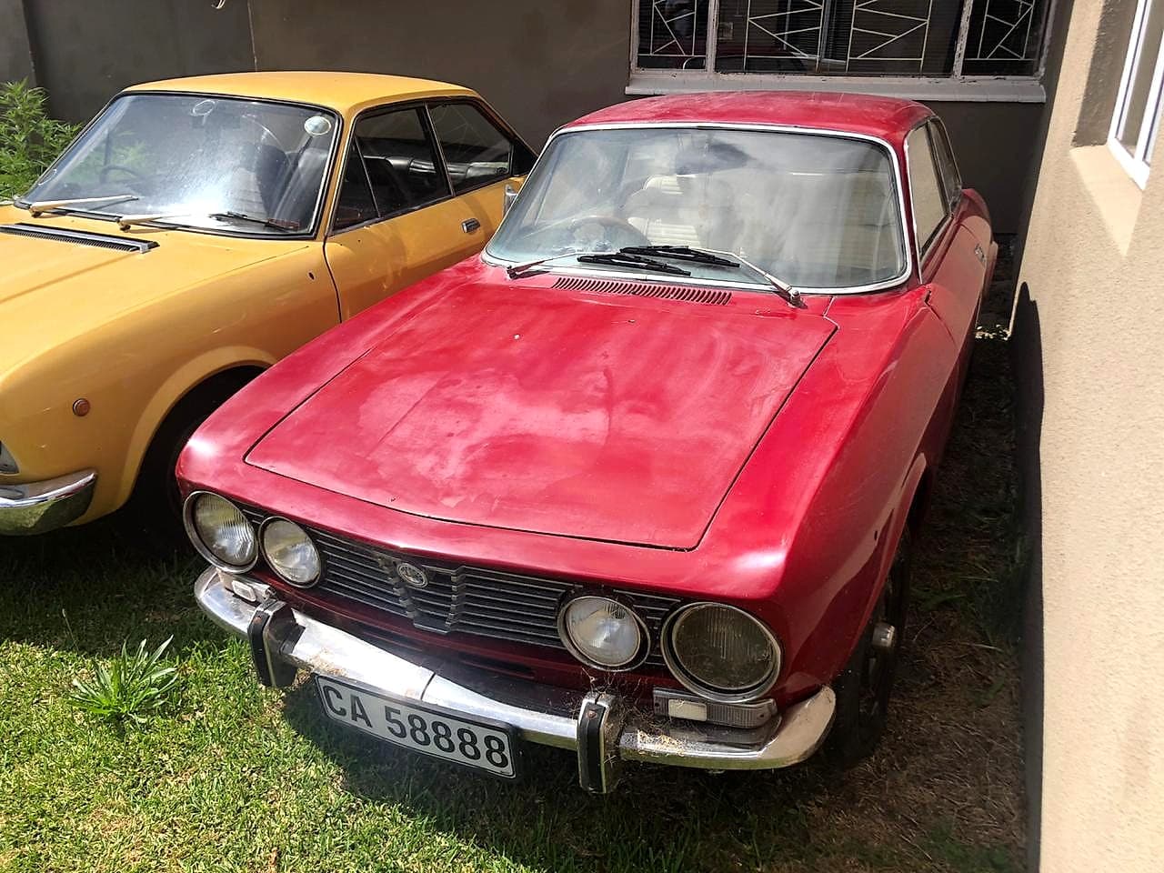 Classic Alfa Romeo GT coupé sourced by Classic Car Runway
